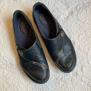 Clark’s bendable leather shoe women’s size 7.5